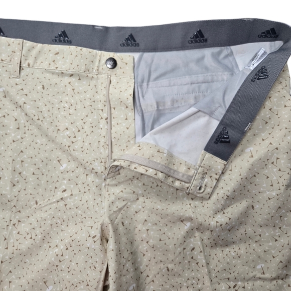NWT Adidas Men Sz 42 Ultimate 365 Clear Brown Print Golf Flag Shorts HA9126 - Picture 8 of 16